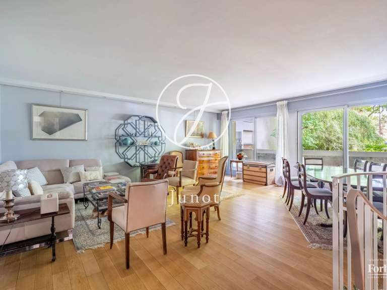 Appartement Neuilly-sur-Seine - 3 chambres - 158m²