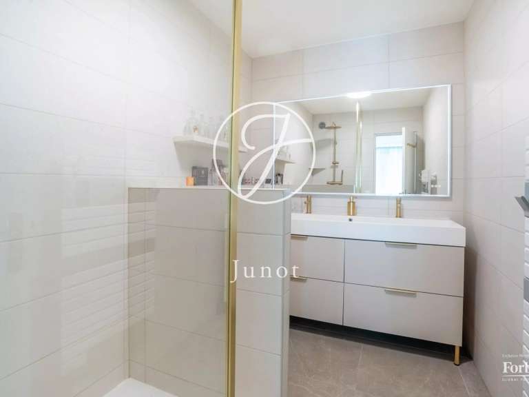 Appartement Neuilly-sur-Seine - 3 chambres - 158m²