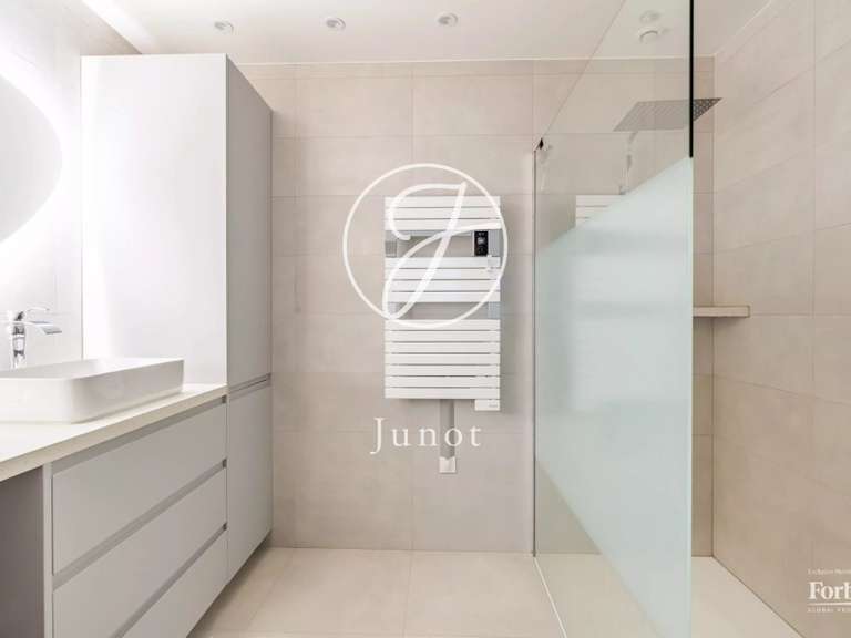 Appartement Neuilly-sur-Seine - 3 chambres - 158m²