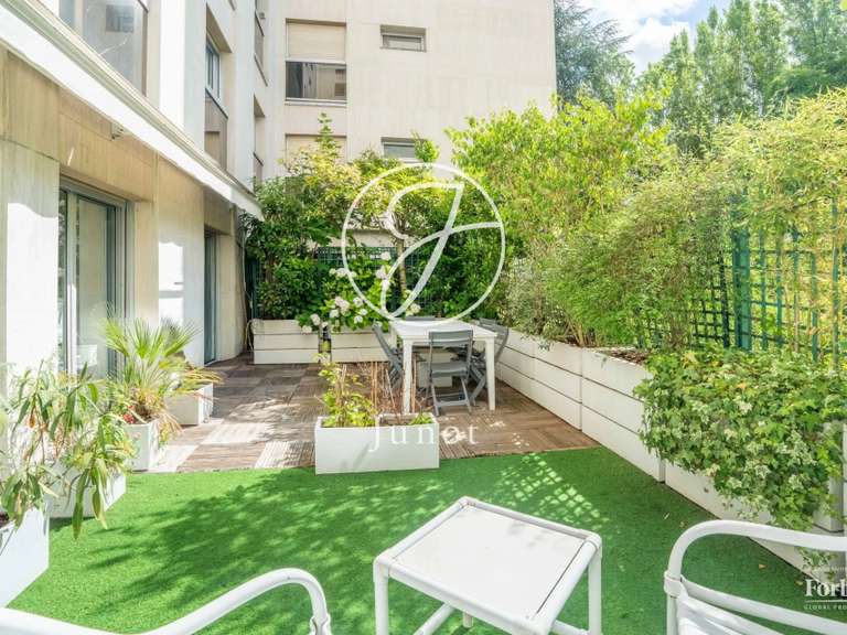 Appartement Neuilly-sur-Seine - 3 chambres - 158m²