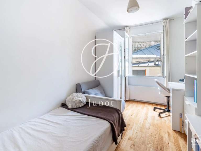 Appartement Neuilly-sur-Seine - 7 chambres - 114m²