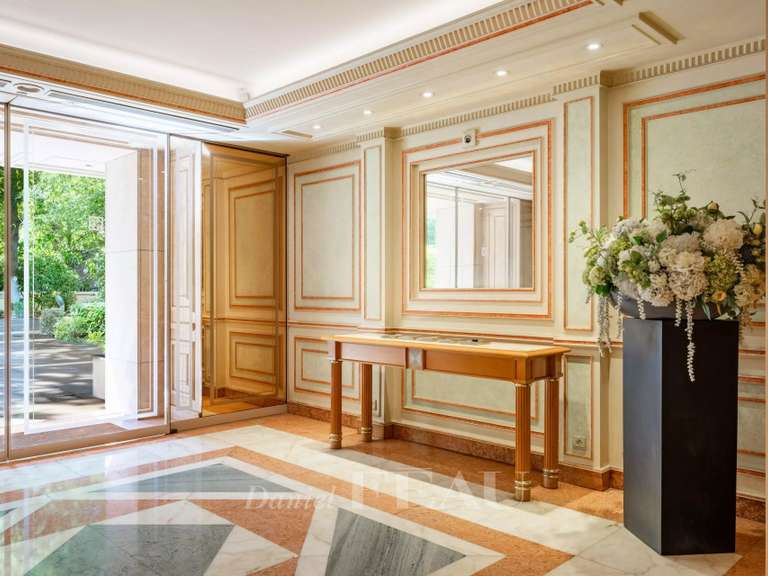 Appartement Neuilly-sur-Seine - 4 chambres - 214m²