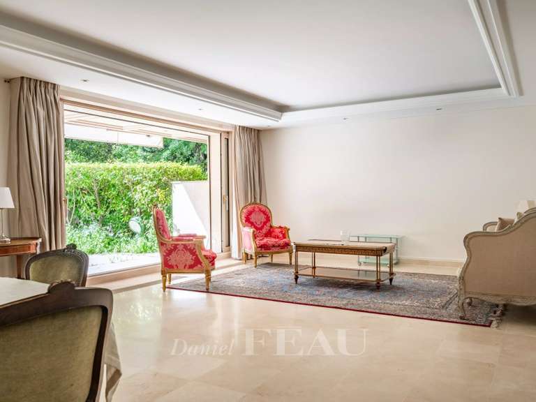 Appartement Neuilly-sur-Seine - 4 chambres - 214m²