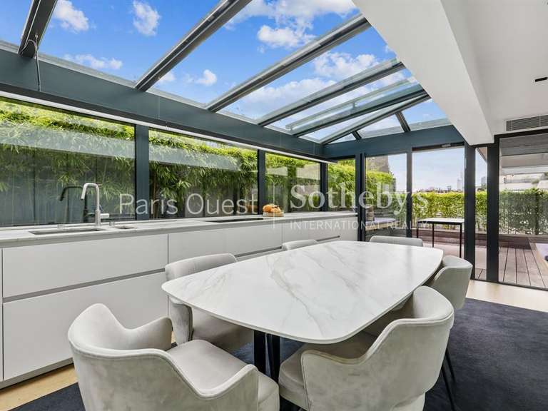 Appartement Neuilly-sur-Seine - 4 chambres - 163m²
