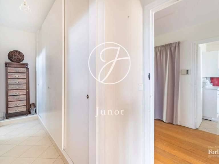 Appartement Neuilly-sur-Seine - 2 chambres - 90m²