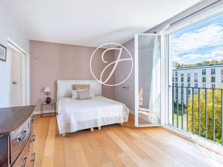 Appartement Neuilly-sur-Seine - 2 chambres - 90m²