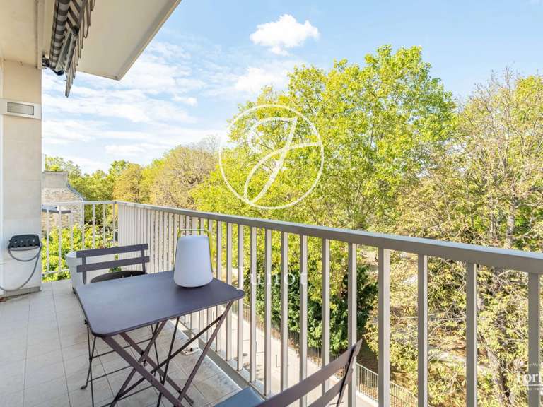Appartement Neuilly-sur-Seine - 2 chambres - 90m²