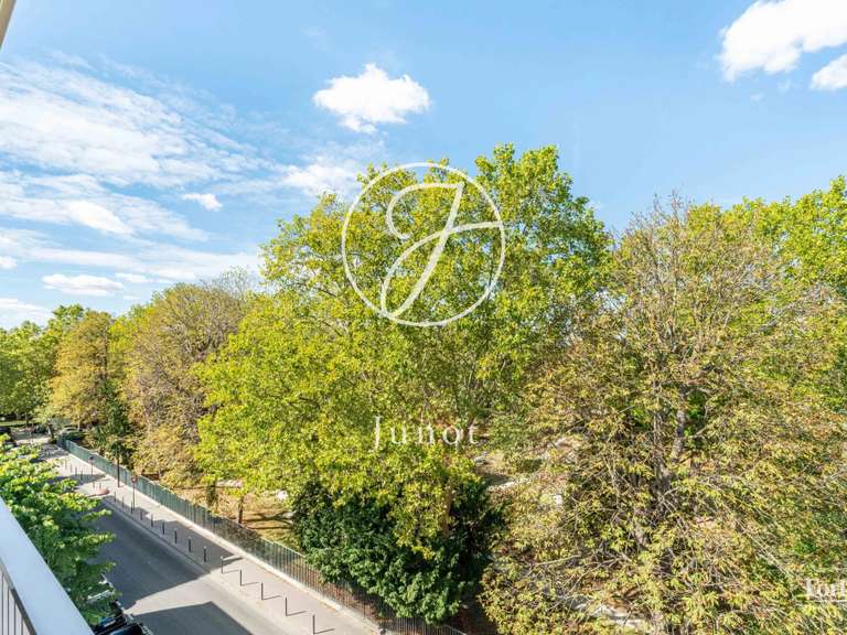 Appartement Neuilly-sur-Seine - 2 chambres - 90m²