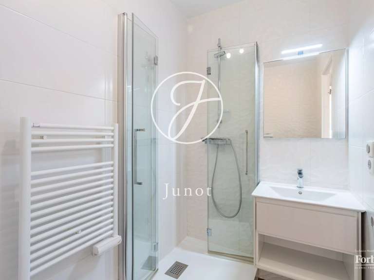 Appartement Neuilly-sur-Seine - 3 chambres - 80m²