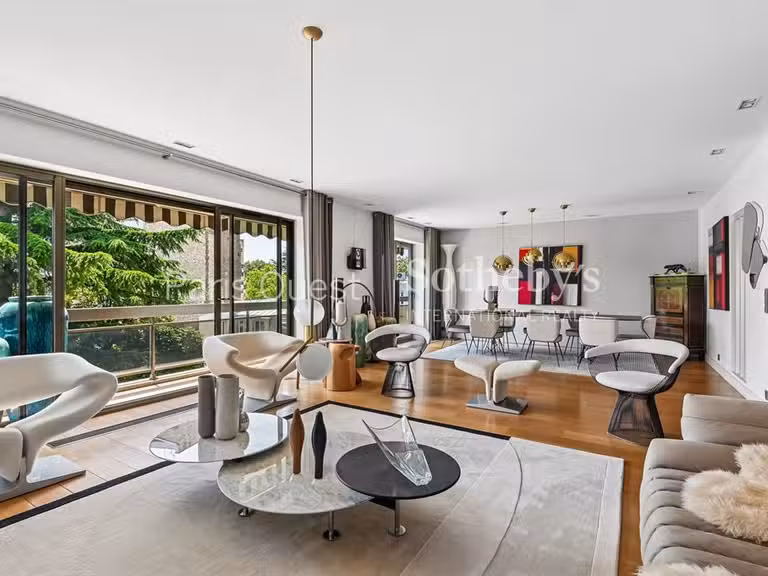 Appartement Neuilly-sur-Seine - 3 chambres - 150m²