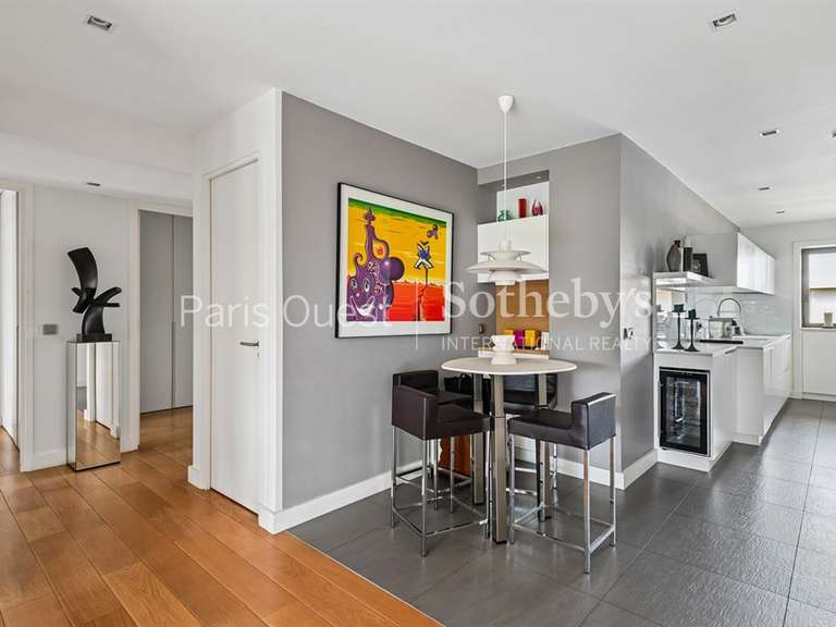 Appartement Neuilly-sur-Seine - 3 chambres - 150m²