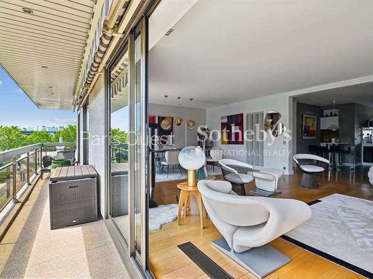Appartement Neuilly-sur-Seine - 3 chambres - 150m²