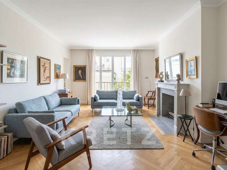 Appartement Neuilly-sur-Seine - 3 chambres - 100m²