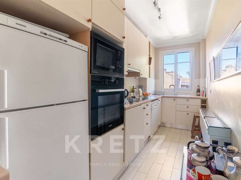 Appartement Neuilly-sur-Seine - 3 chambres - 100m²