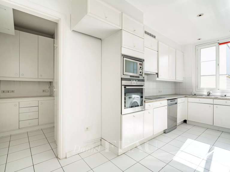 Appartement Neuilly-sur-Seine - 4 chambres - 160m²