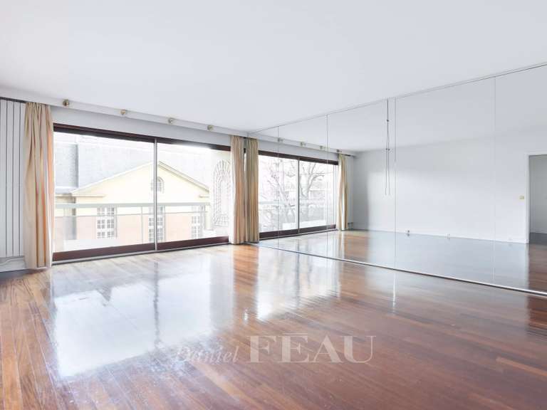 Appartement Neuilly-sur-Seine - 2 chambres - 87m²