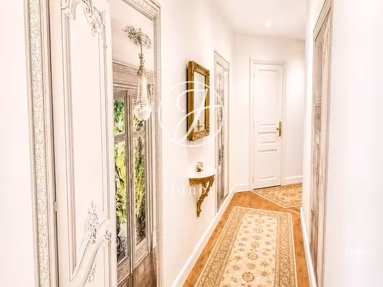Appartement Neuilly-sur-Seine - 3 chambres - 124m²