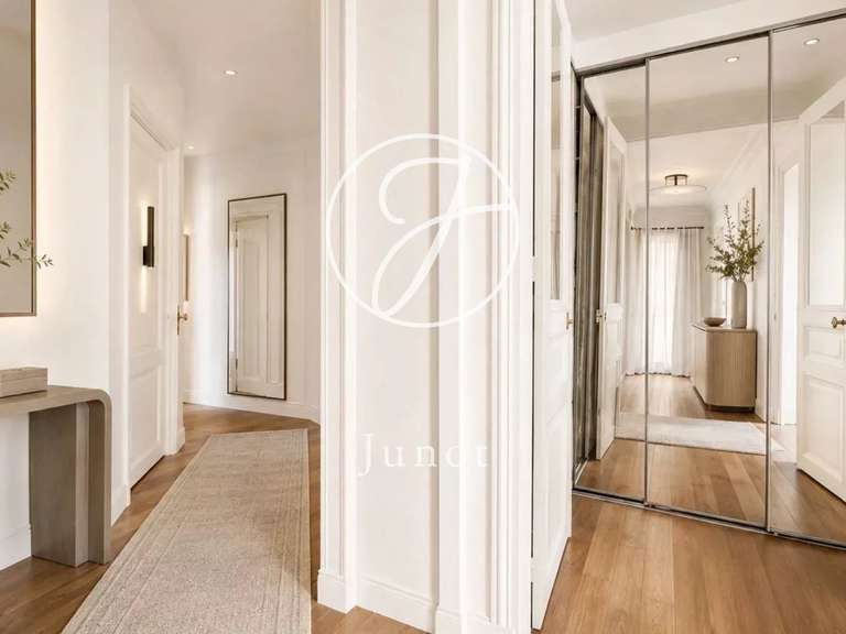 Appartement Neuilly-sur-Seine - 3 chambres - 124m²