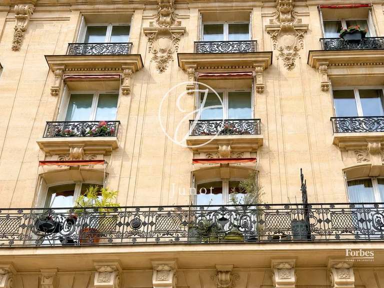 Appartement Neuilly-sur-Seine - 3 chambres - 124m²
