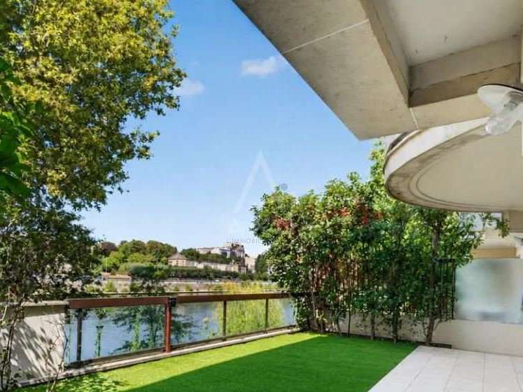 Apartment Neuilly-sur-Seine - 4 bedrooms