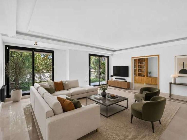 Apartment Neuilly-sur-Seine - 4 bedrooms