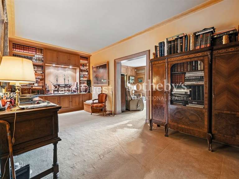 Appartement Neuilly-sur-Seine - 3 chambres - 192m²