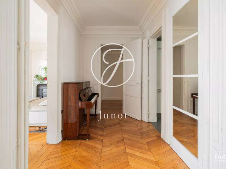 Appartement Neuilly-sur-Seine - 2 chambres - 125m²