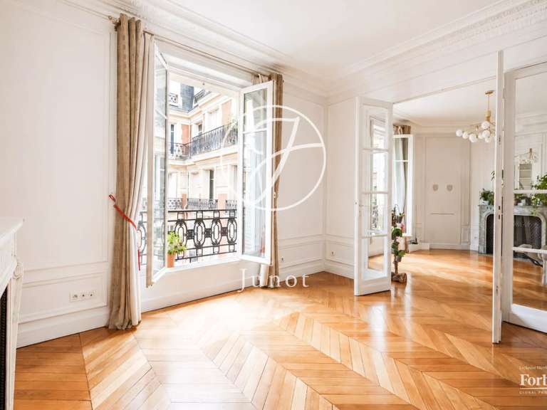 Appartement Neuilly-sur-Seine - 2 chambres - 125m²