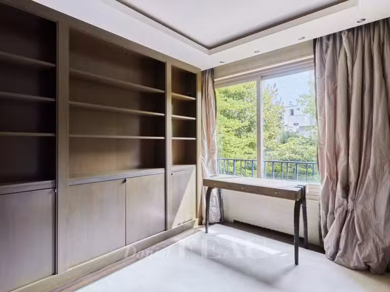 Appartement Neuilly-sur-Seine - 4 chambres - 200m²