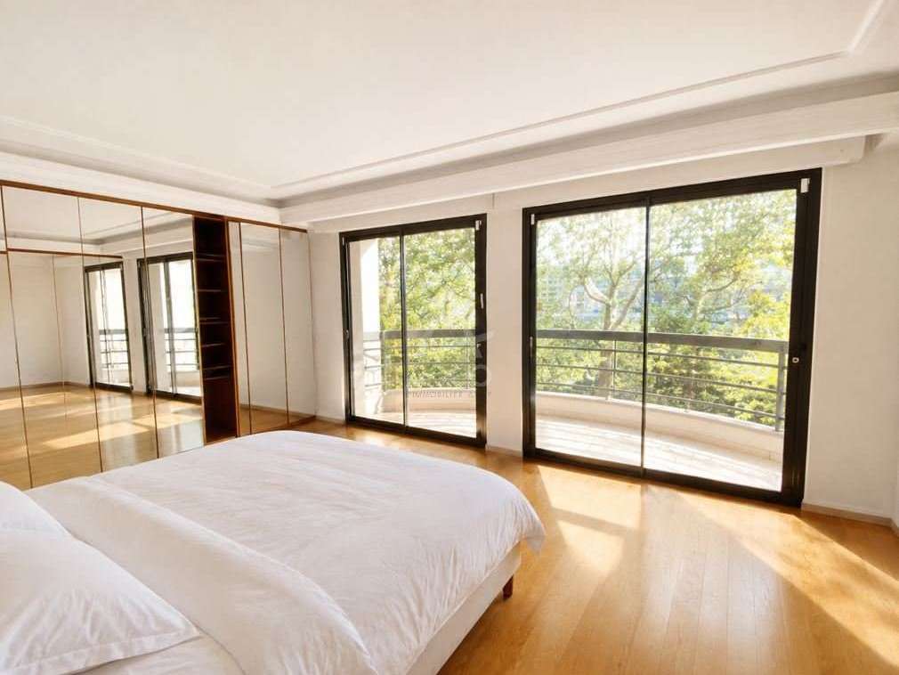 Apartment Neuilly-sur-Seine