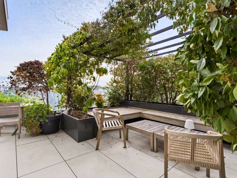 Appartement Neuilly-sur-Seine - 3 chambres - 208m²