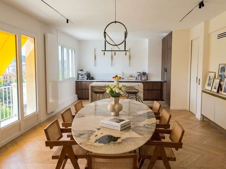 Appartement Neuilly-sur-Seine - 2 chambres - 95m²
