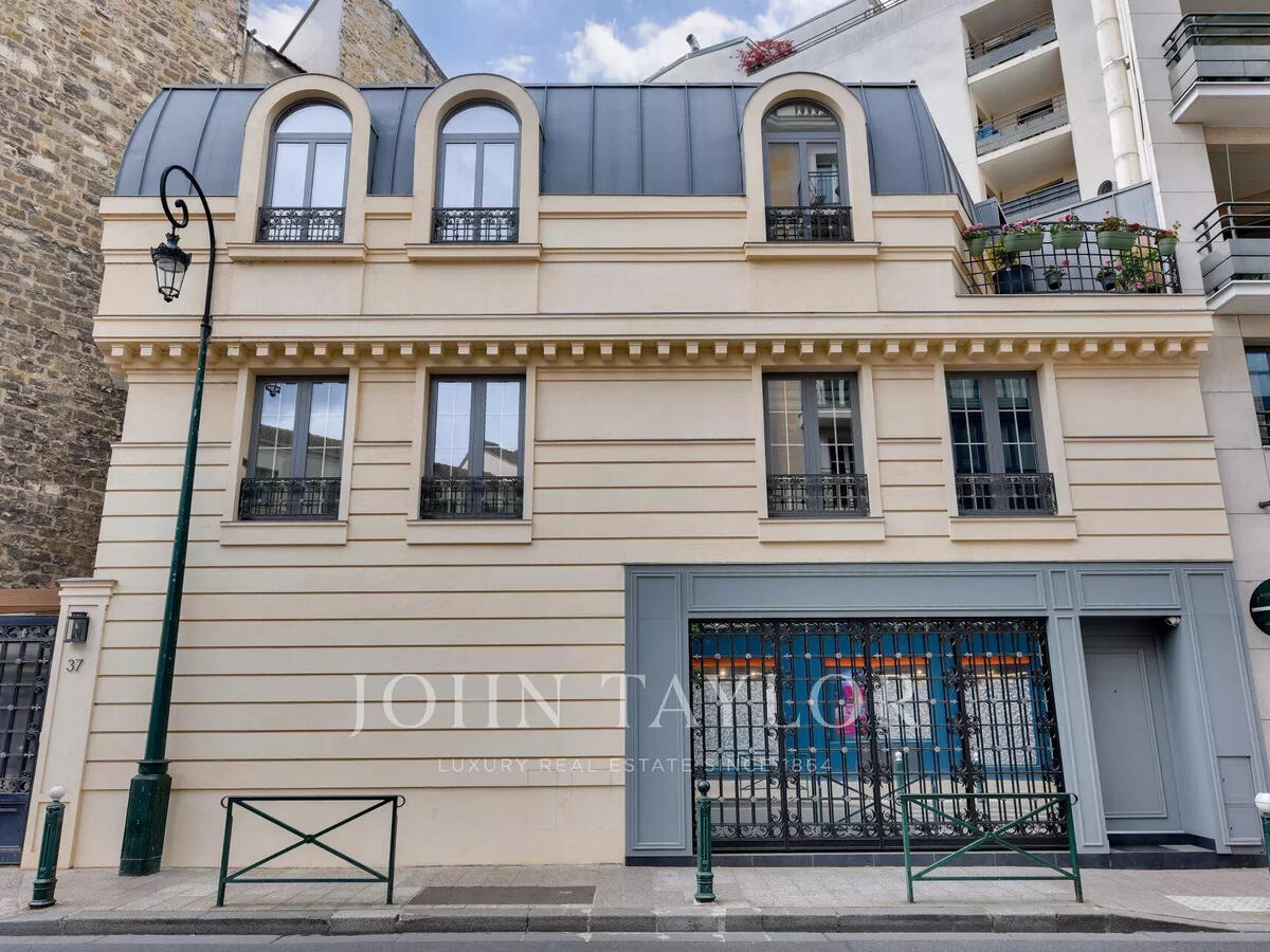 Mansion Neuilly-sur-Seine