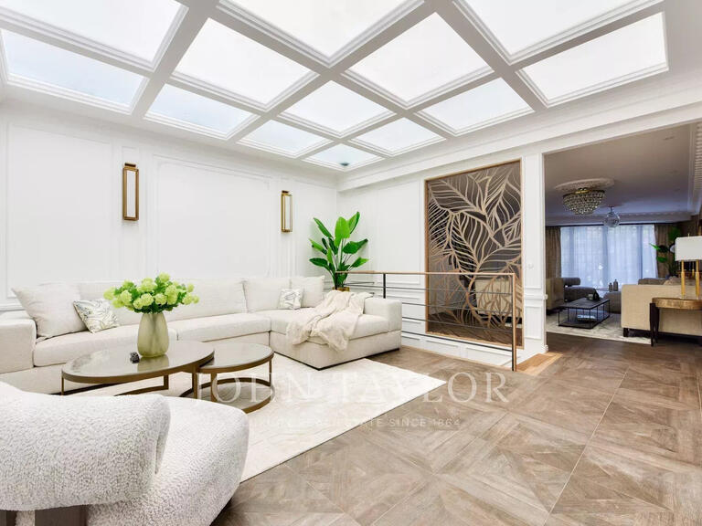 Mansion Neuilly-sur-Seine - 10 bedrooms - 400m²