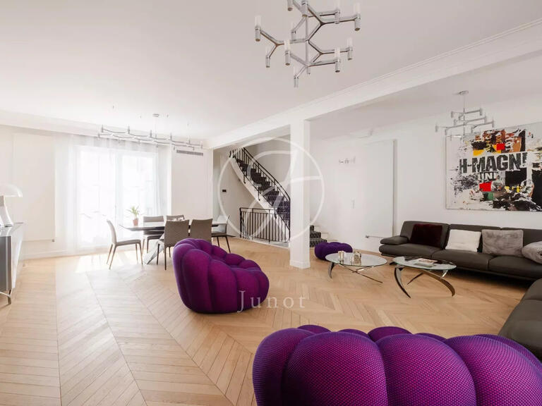 Hôtel particulier Neuilly-sur-Seine - 4 chambres - 285m²