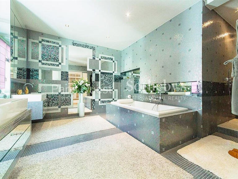 Hôtel particulier Neuilly-sur-Seine - 6 chambres - 811m²