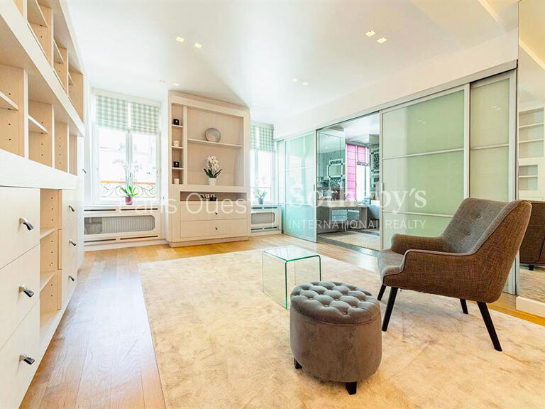 Hôtel particulier Neuilly-sur-Seine - 6 chambres - 811m²