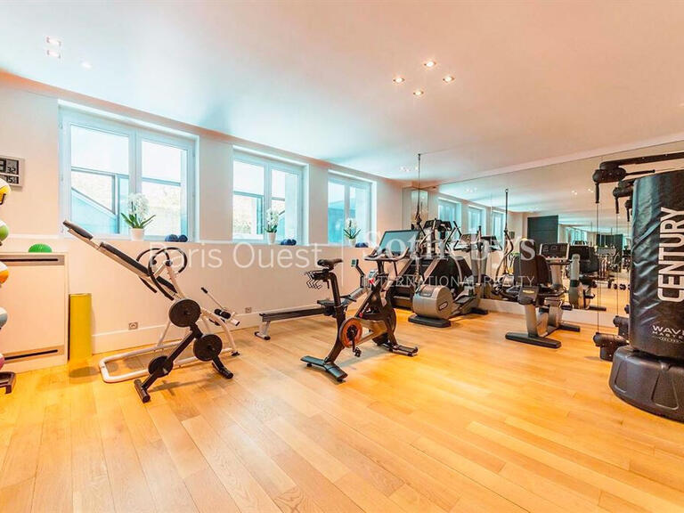 Hôtel particulier Neuilly-sur-Seine - 6 chambres - 811m²