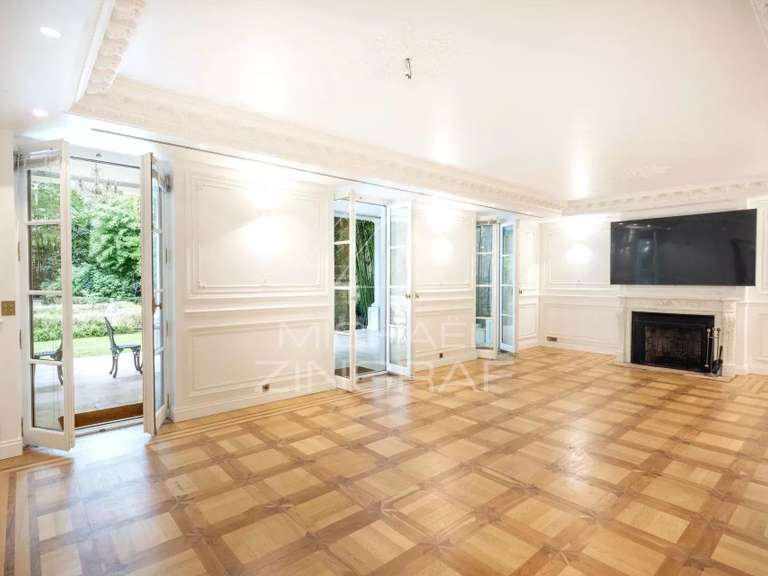 Hôtel particulier Neuilly-sur-Seine - 5 chambres - 740m²