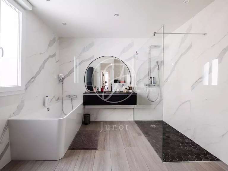 Hôtel particulier Neuilly-sur-Seine - 4 chambres - 285m²