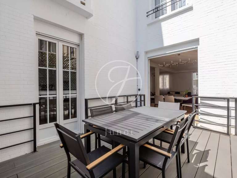 Hôtel particulier Neuilly-sur-Seine - 4 chambres - 285m²