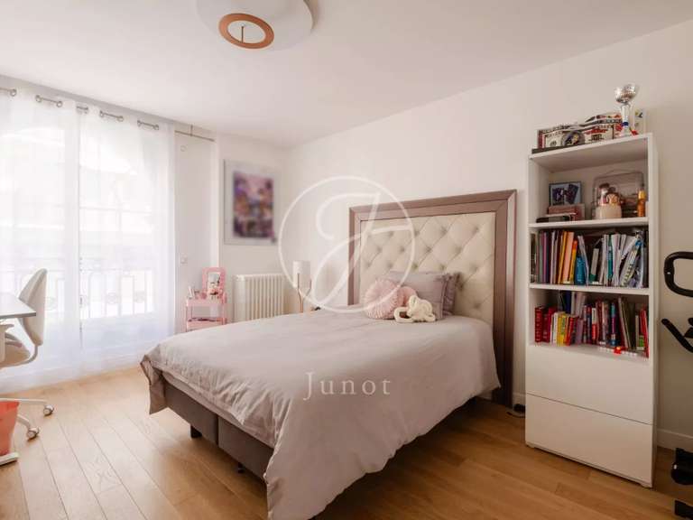 Hôtel particulier Neuilly-sur-Seine - 4 chambres - 285m²