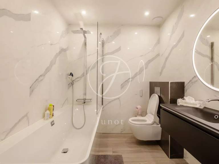 Hôtel particulier Neuilly-sur-Seine - 4 chambres - 285m²