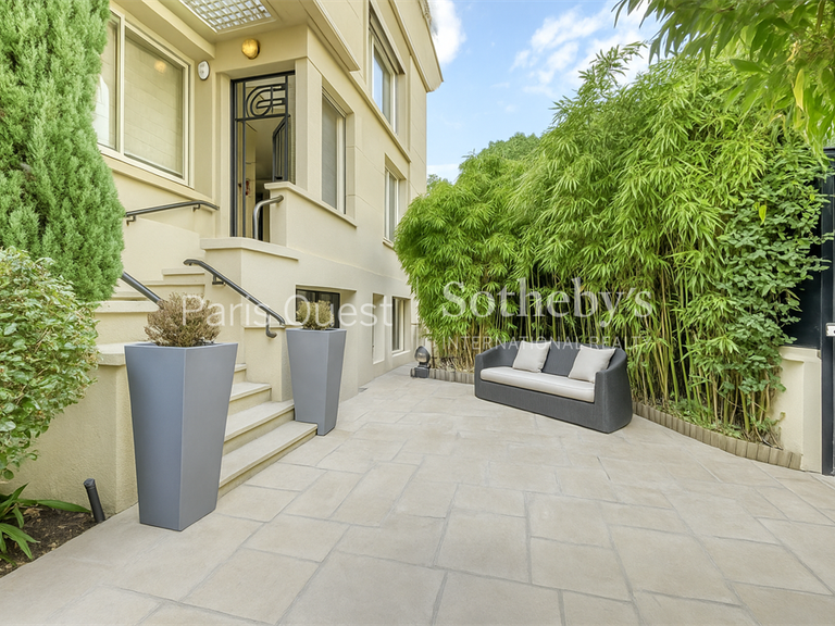 Hôtel particulier Neuilly-sur-Seine - 6 chambres - 335m²