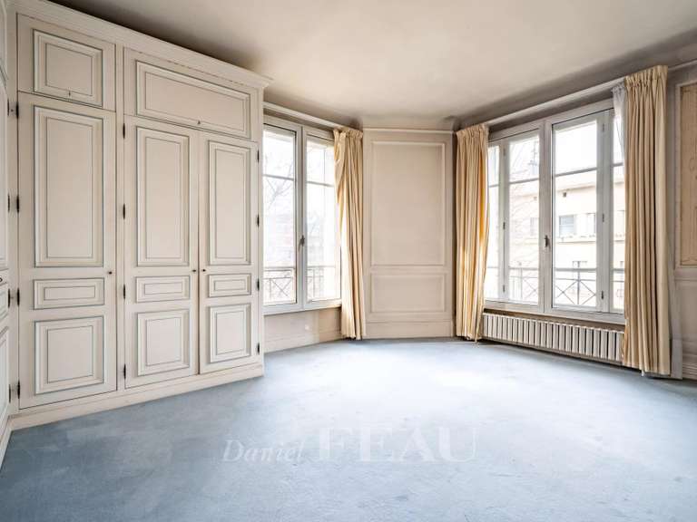 Hôtel particulier Neuilly-sur-Seine - 6 chambres - 316m²