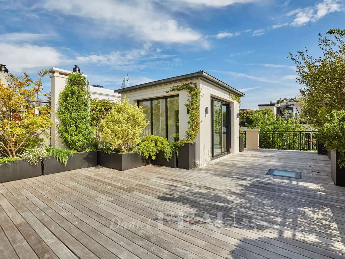 Mansion Neuilly-sur-Seine