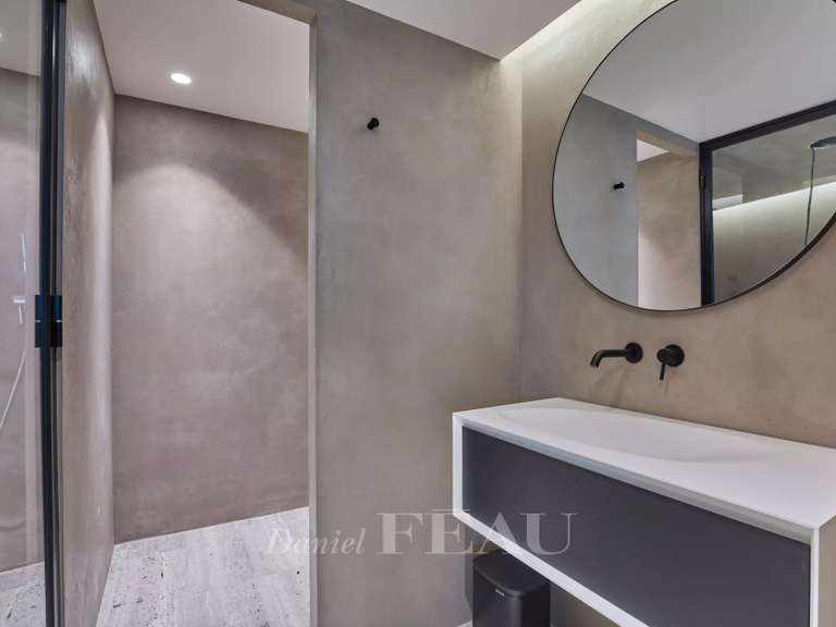 Mansion Neuilly-sur-Seine - 4 bedrooms - 345m²
