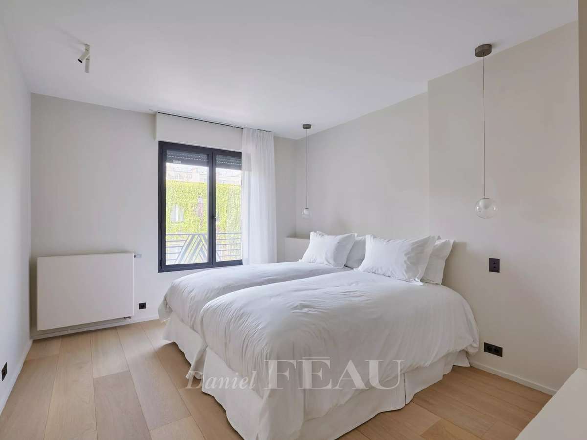 Mansion Neuilly-sur-Seine