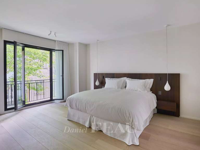 Mansion Neuilly-sur-Seine - 4 bedrooms - 345m²