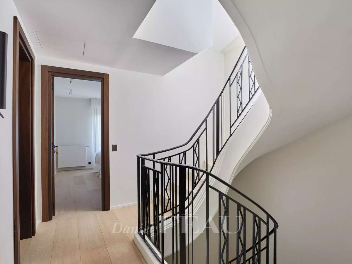 Mansion Neuilly-sur-Seine